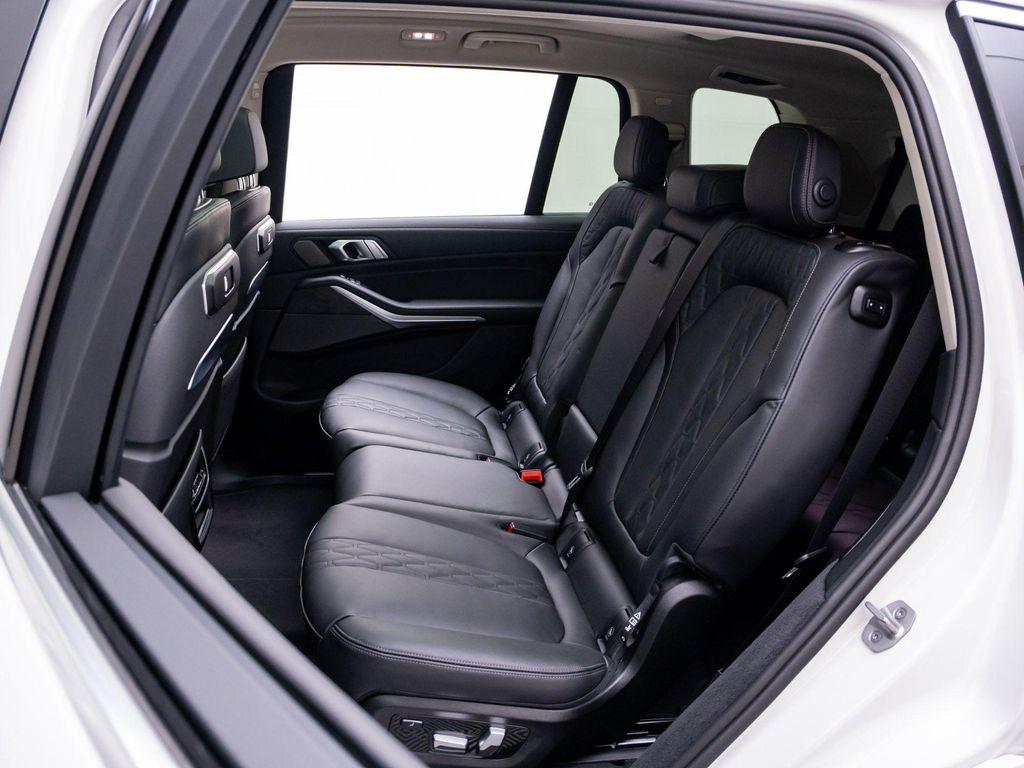 new 2026 BMW X7 car, priced at $97,762