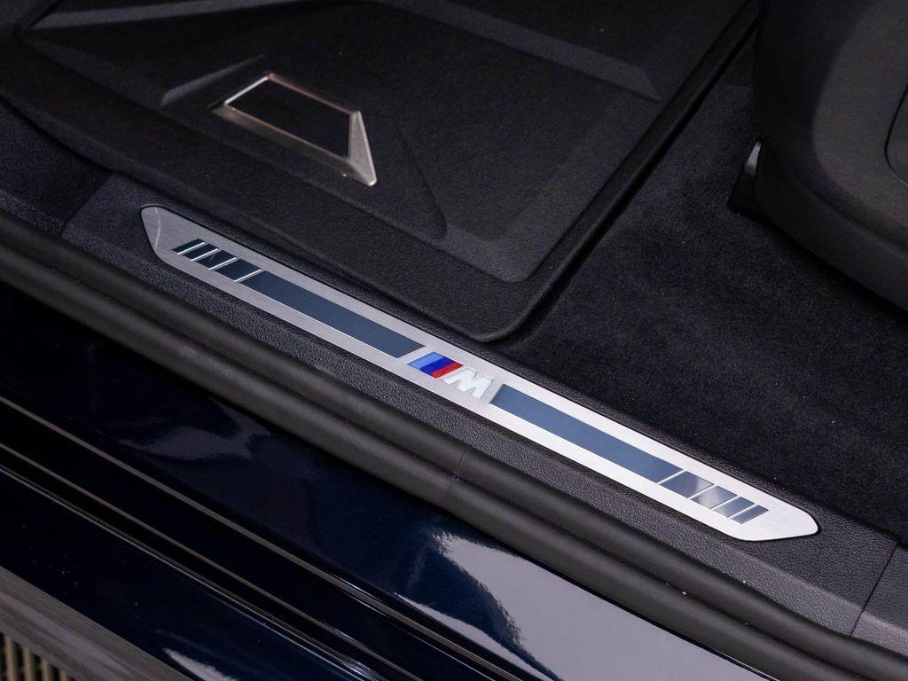 new 2027 BMW X7 car, priced at $100,522