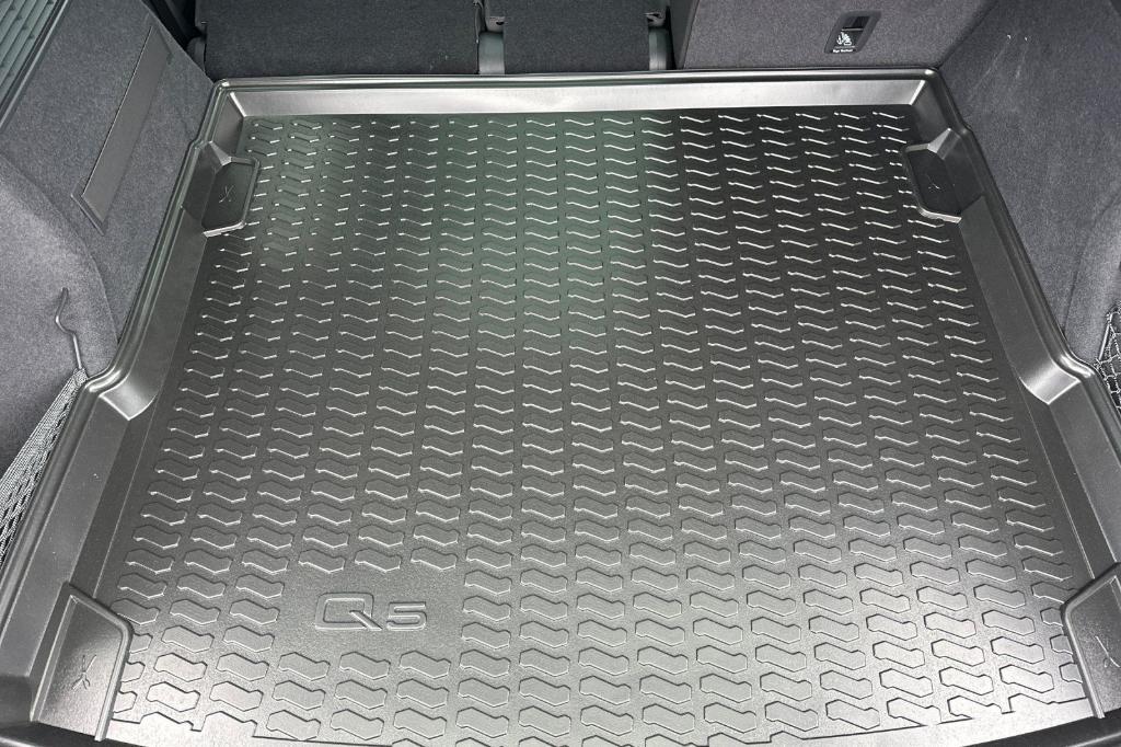 used 2025 Audi Q5 car, priced at $42,999