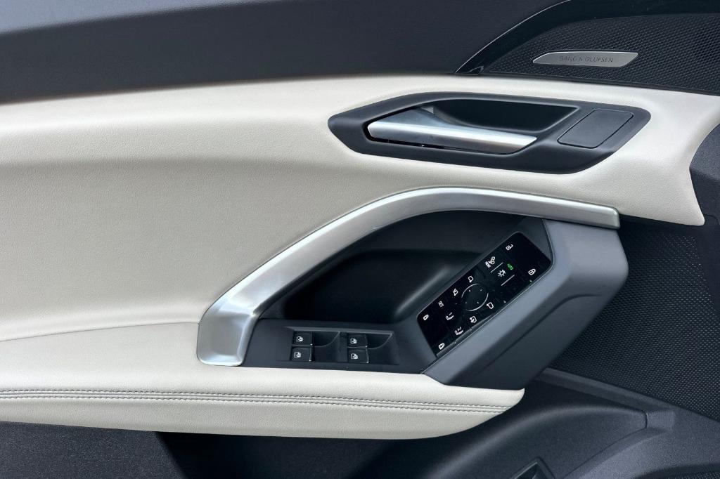 new 2025 Audi Q5 car, priced at $56,590