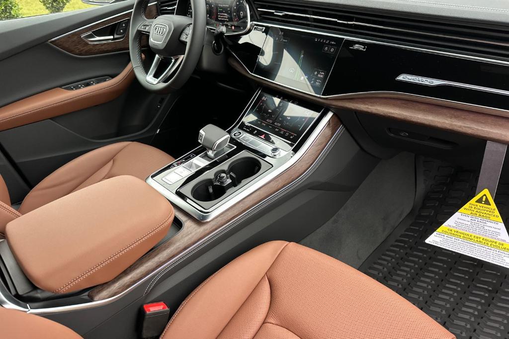 new 2026 Audi Q7 car, priced at $76,410