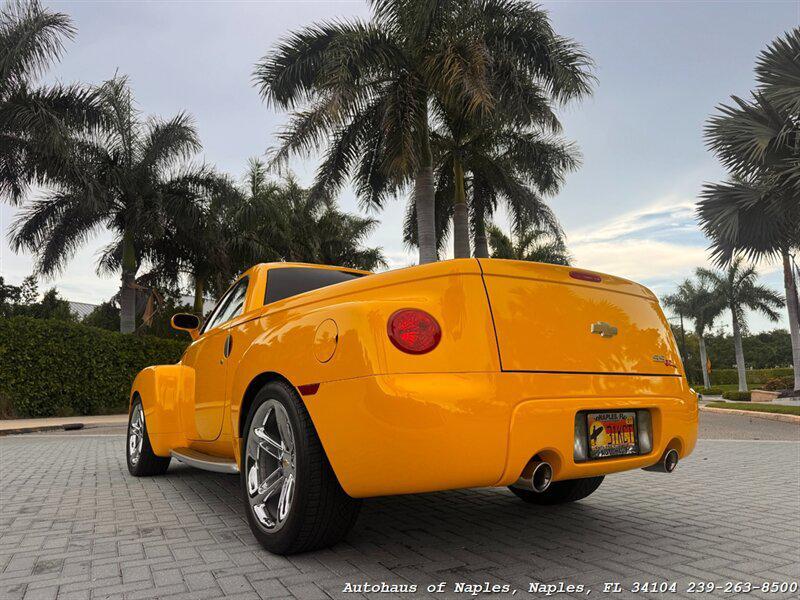 used 2005 Chevrolet SSR car, priced at $34,900