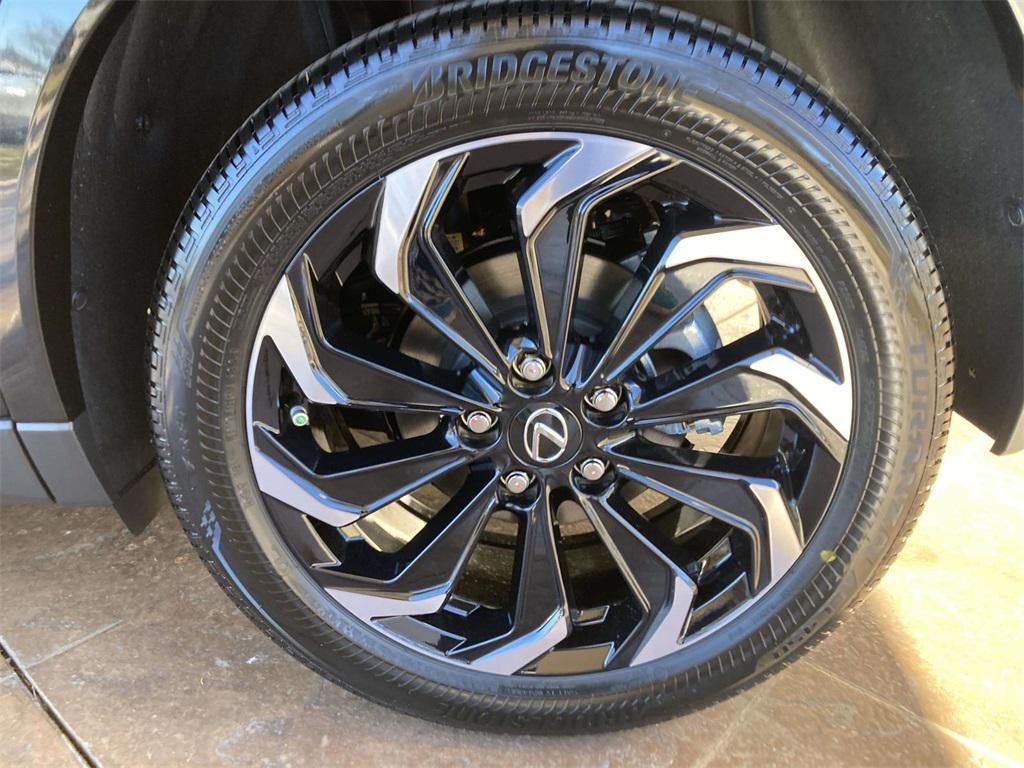 new 2025 Lexus UX 300h car, priced at $43,890