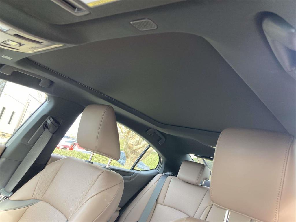 used 2024 Lexus ES 350 car, priced at $42,995