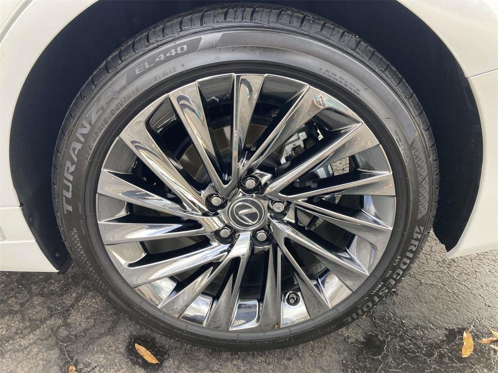 used 2025 Lexus ES 300h car, priced at $49,995