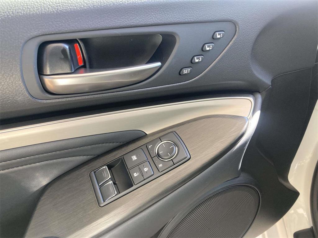 new 2025 Lexus RC 350 car, priced at $60,220