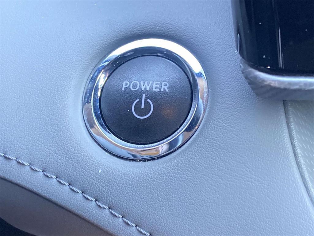 used 2023 Toyota Highlander Hybrid car, priced at $43,995