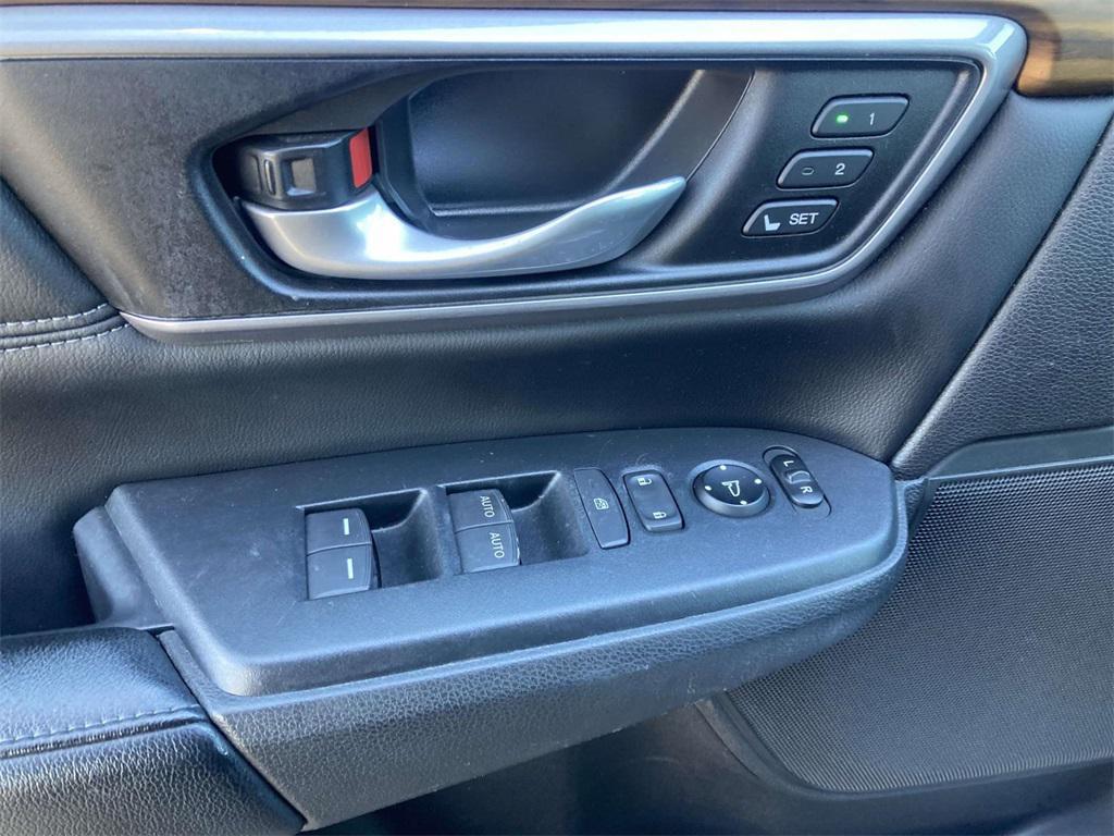 used 2017 Honda CR-V car, priced at $16,995