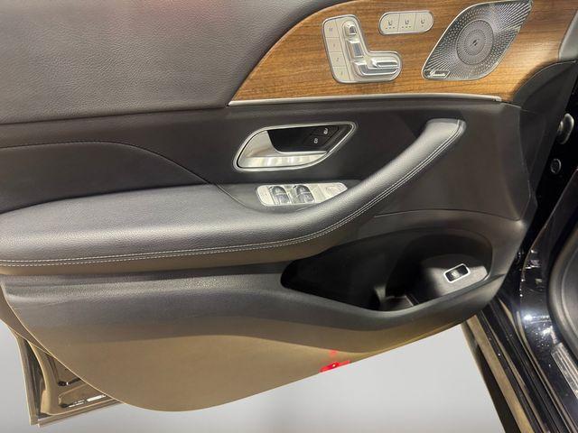 used 2025 Mercedes-Benz GLE 580 car, priced at $77,986