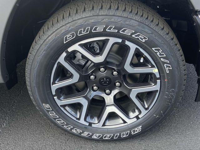 new 2025 Ram 1500 car, priced at $65,405