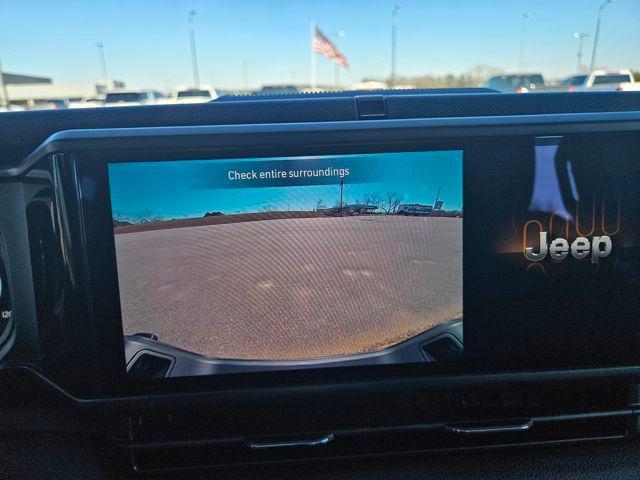 new 2026 Jeep Gladiator car, priced at $40,319