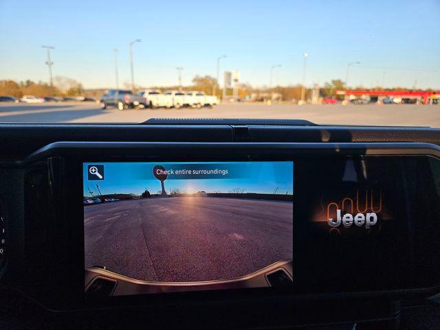 new 2026 Jeep Gladiator car, priced at $47,555