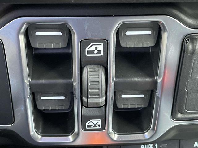 new 2025 Jeep Wrangler car, priced at $41,135