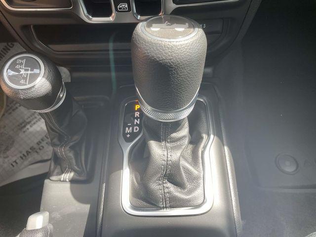 new 2025 Jeep Wrangler car, priced at $42,252