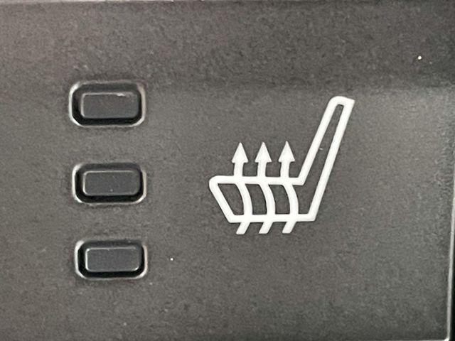 new 2025 Jeep Wrangler car, priced at $42,252