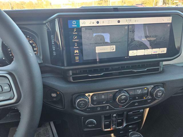 new 2025 Jeep Gladiator car, priced at $40,140