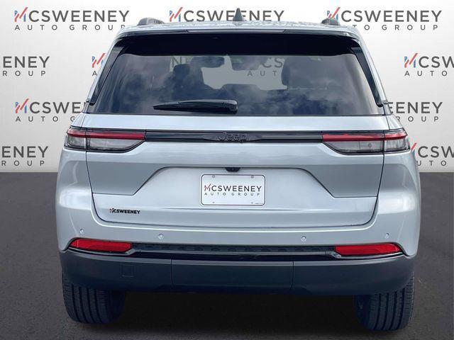 new 2025 Jeep Grand Cherokee car, priced at $33,125