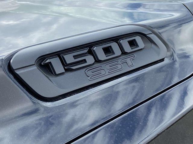 new 2025 Ram 1500 car, priced at $67,562