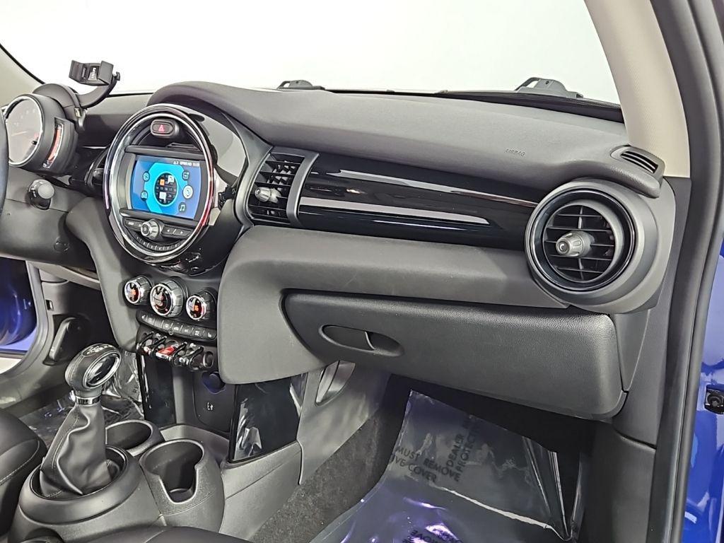 used 2019 MINI Hardtop car, priced at $12,880