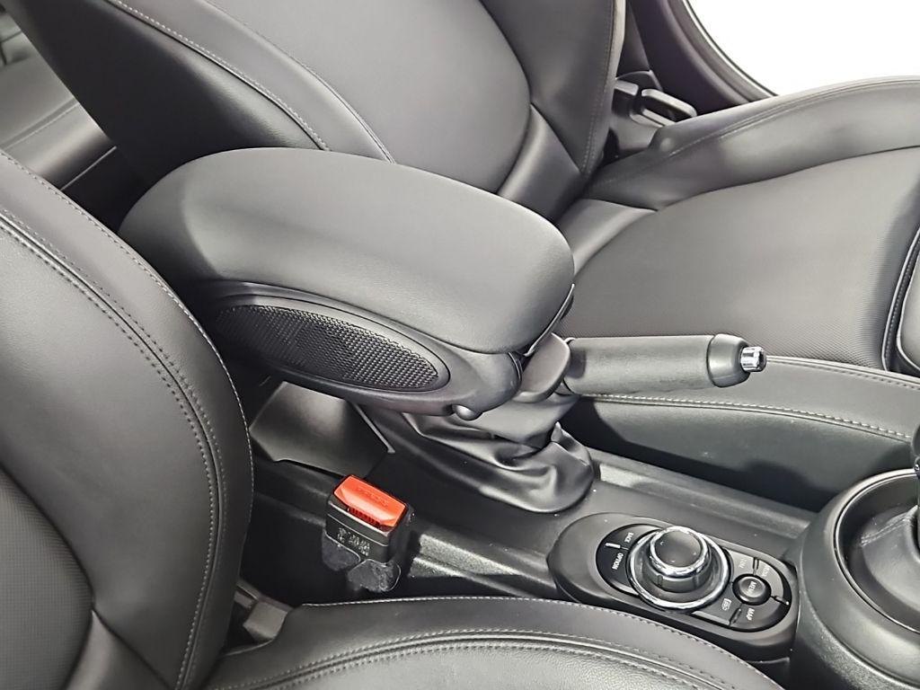 used 2023 MINI Hardtop car, priced at $23,480