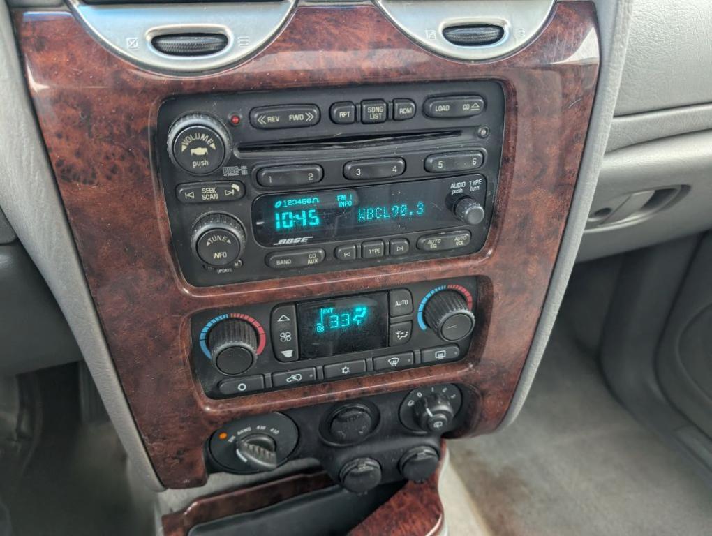 used 2005 GMC Envoy XL car, priced at $3,900