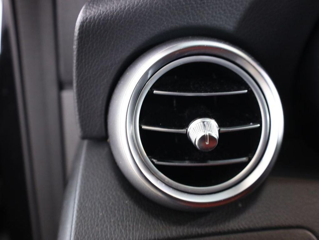 used 2020 Mercedes-Benz GLC 300 car, priced at $32,699