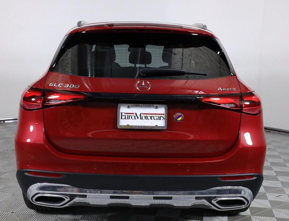 used 2025 Mercedes-Benz GLC 300 car, priced at $50,996
