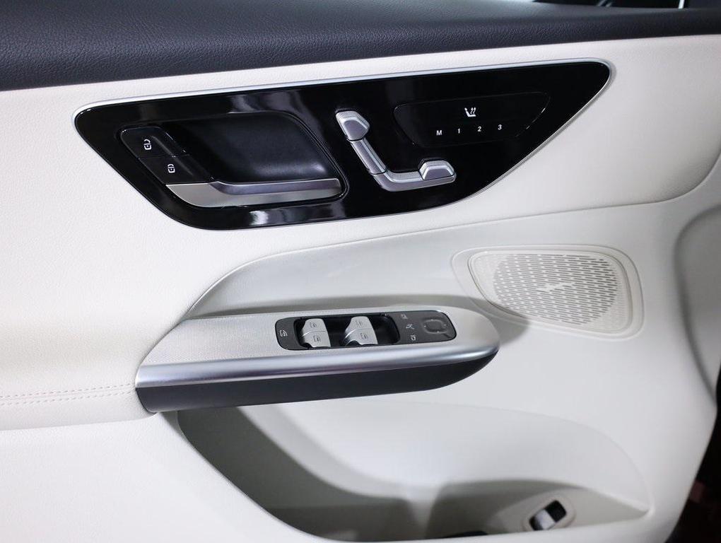 used 2025 Mercedes-Benz GLC 300 car, priced at $50,996