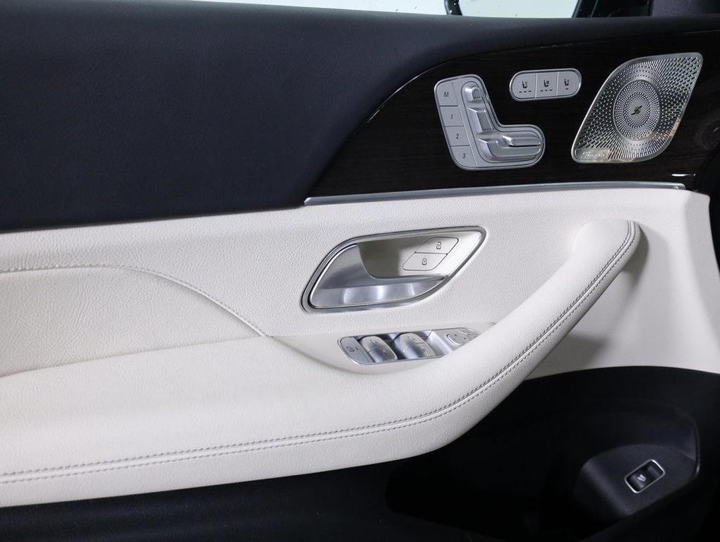 used 2025 Mercedes-Benz GLS 450 car, priced at $79,920