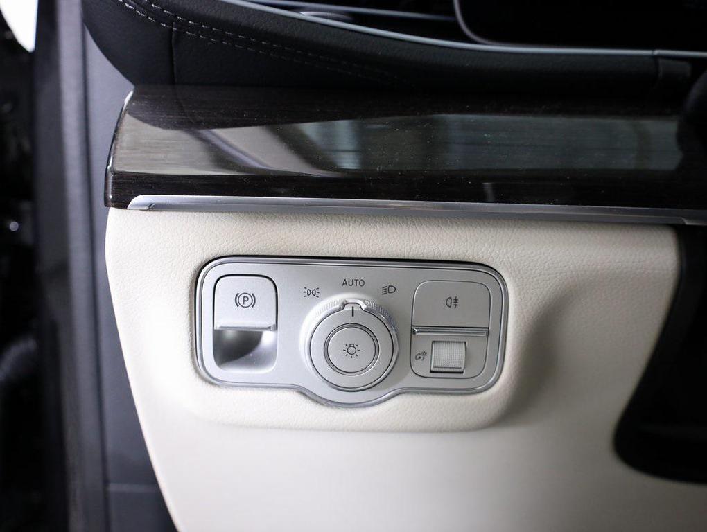 used 2025 Mercedes-Benz GLS 450 car, priced at $79,920