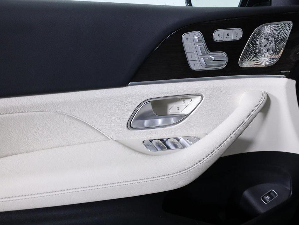 used 2025 Mercedes-Benz GLS 450 car, priced at $79,920