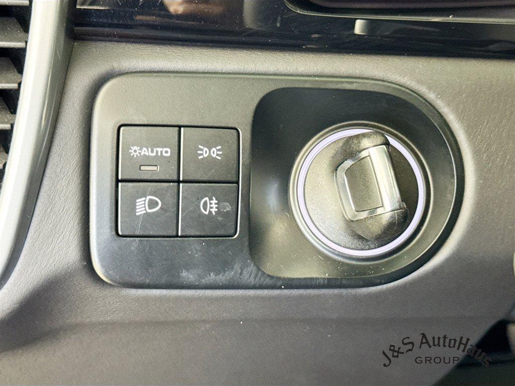used 2023 Porsche Cayenne car, priced at $75,790