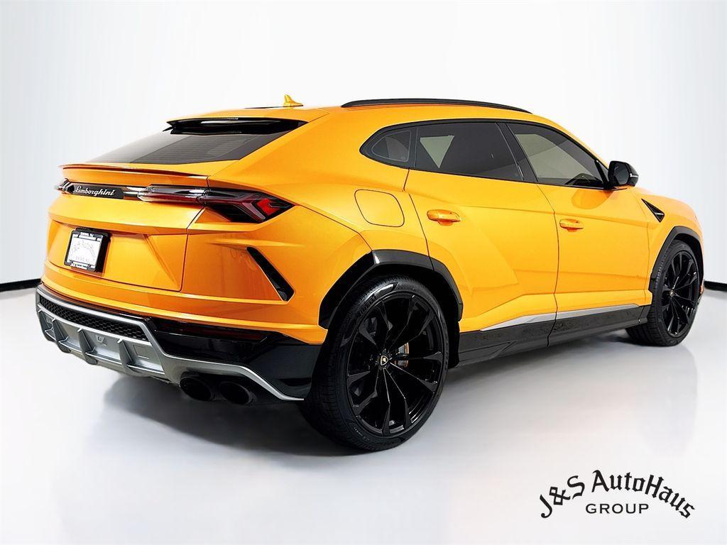used 2021 Lamborghini Urus car, priced at $215,995