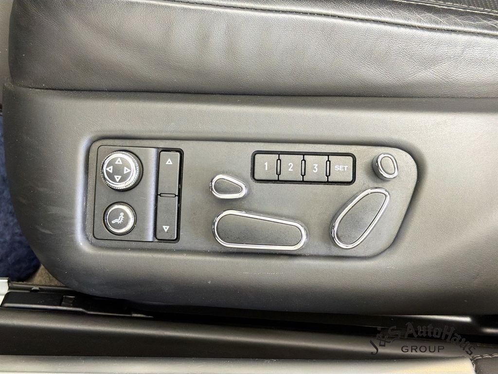 Bentley Flying Spur view 24