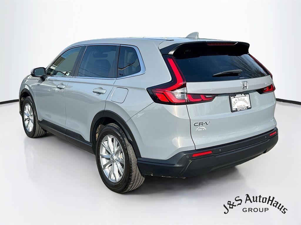 used 2024 Honda CR-V car, priced at $31,995