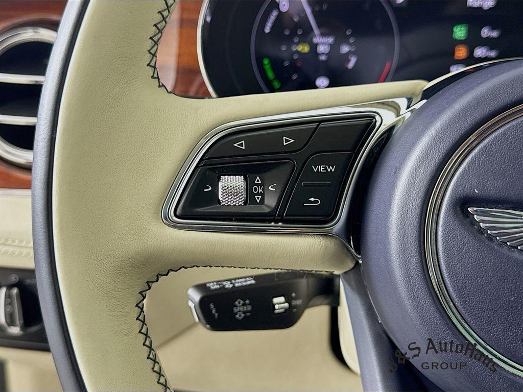 used 2021 Bentley Bentayga Hybrid car, priced at $109,995