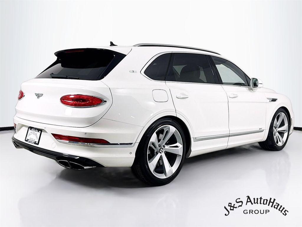 used 2021 Bentley Bentayga Hybrid car, priced at $109,995