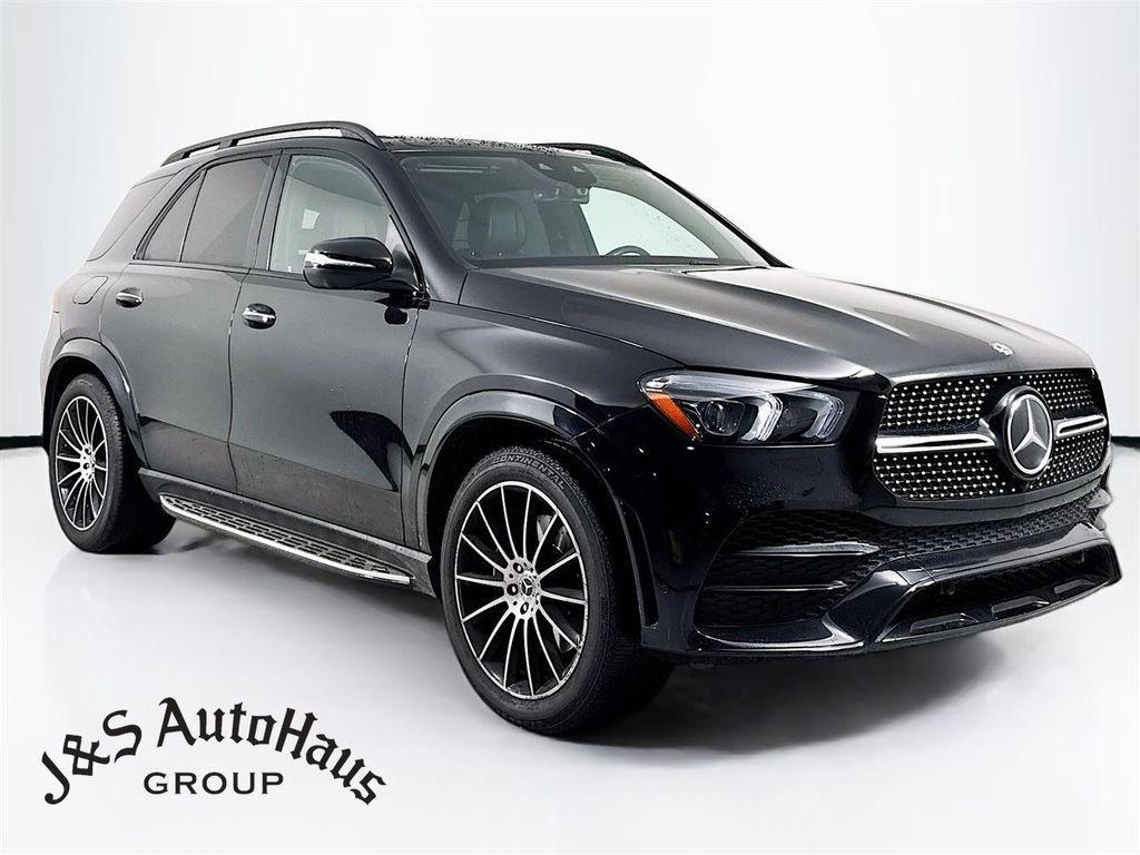 used 2020 Mercedes-Benz GLE 580 car, priced at $35,995