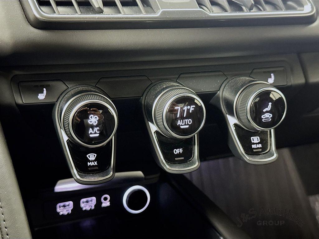 used 2021 Audi R8 car, priced at $161,995