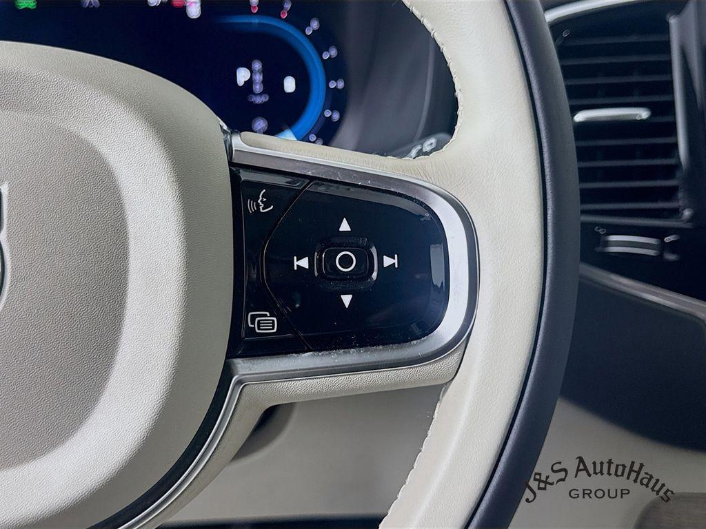 used 2023 Volvo XC90 car, priced at $34,995