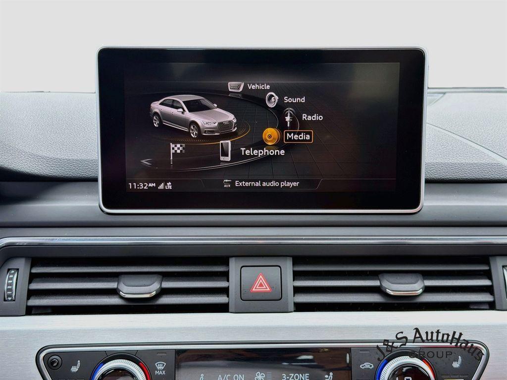 Audi S4 view 17