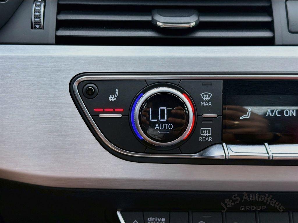 Audi S4 view 26