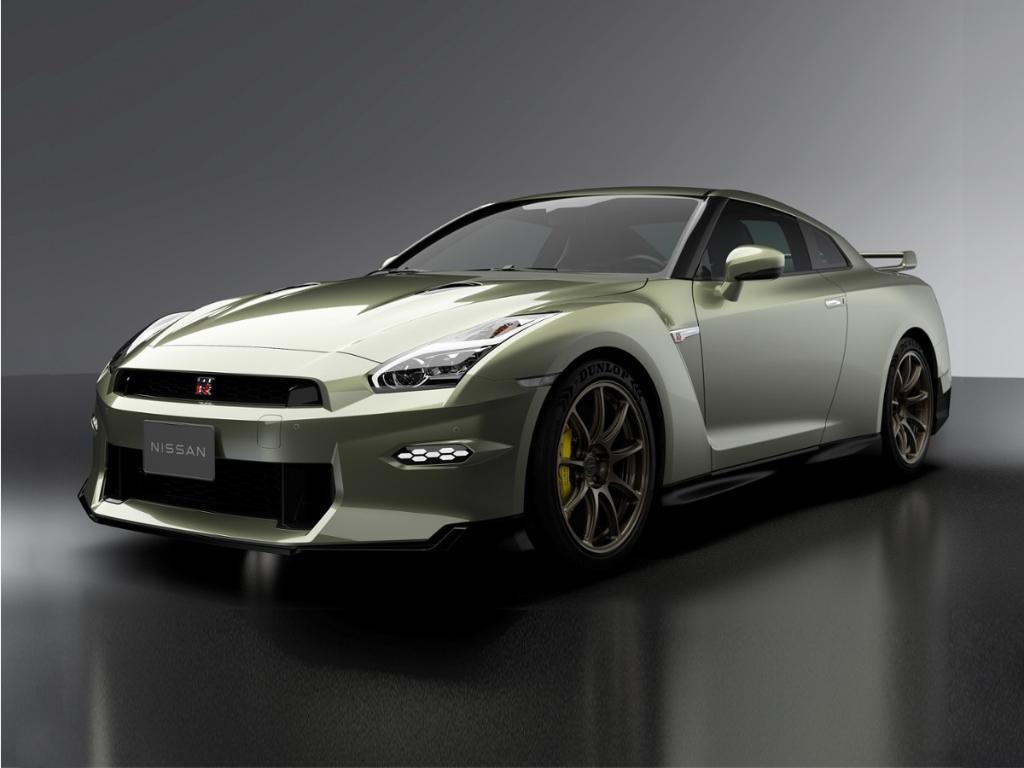 used 2024 Nissan GT-R car