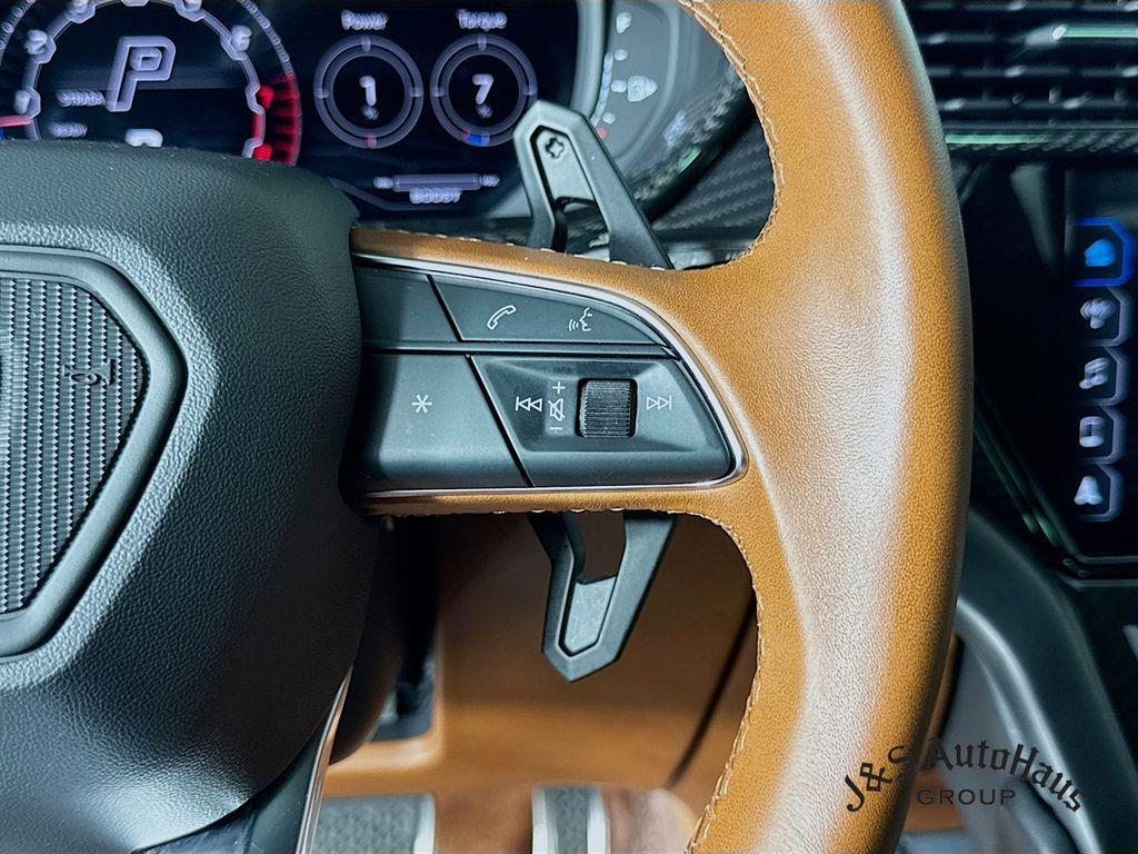 used 2022 Lamborghini Urus car, priced at $199,995