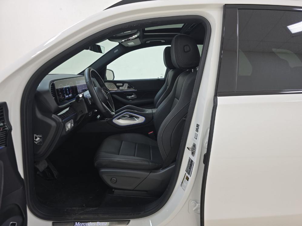 used 2025 Mercedes-Benz GLE 450 car, priced at $67,995