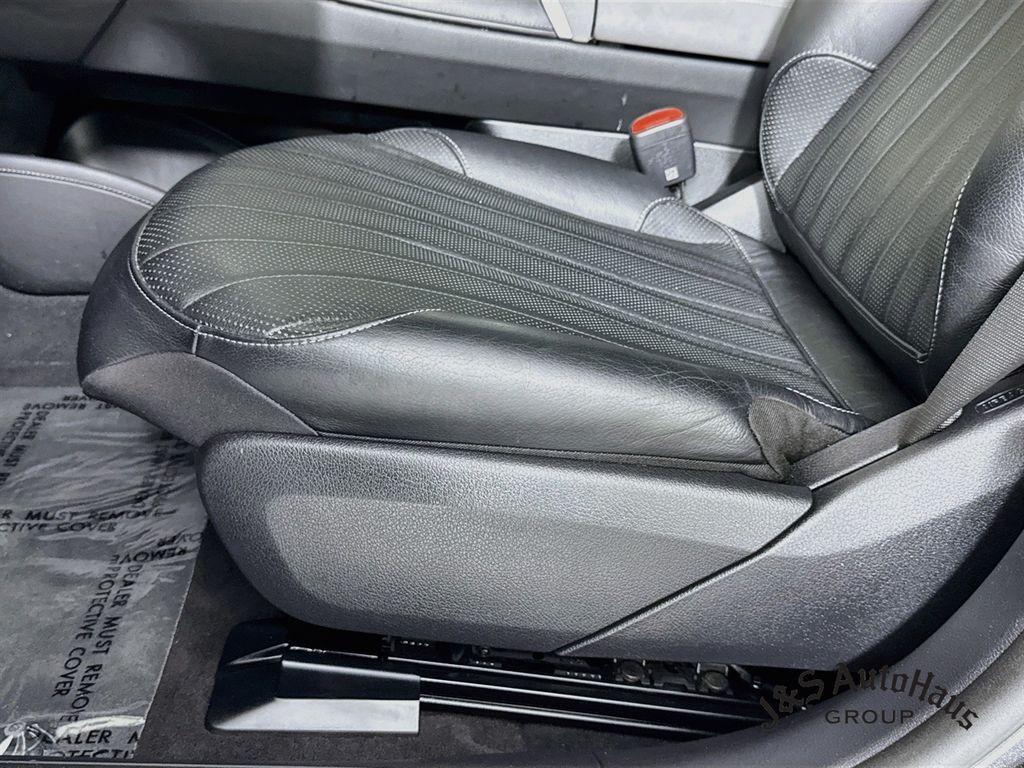 Mercedes-Benz EQS view 26