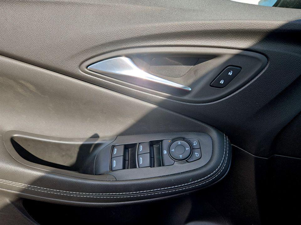 used 2025 Buick Encore GX car, priced at $22,484