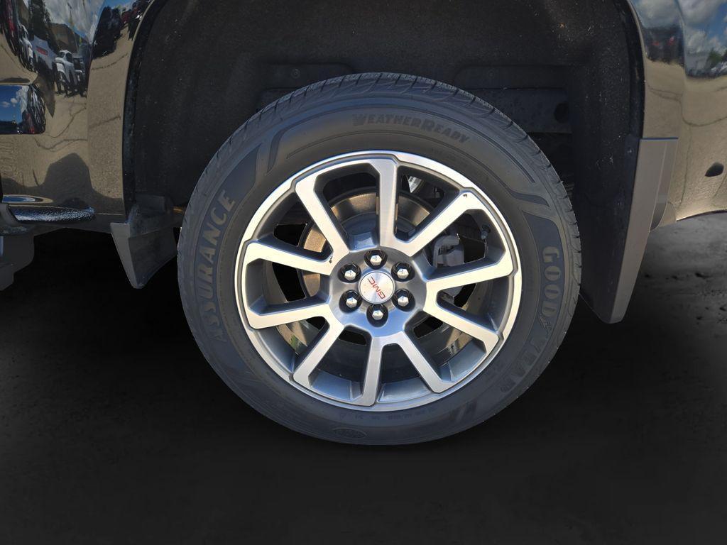 used 2021 GMC Canyon car, priced at $28,463