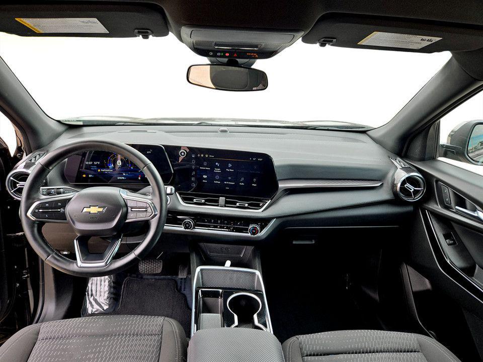 used 2025 Chevrolet Equinox car, priced at $25,637