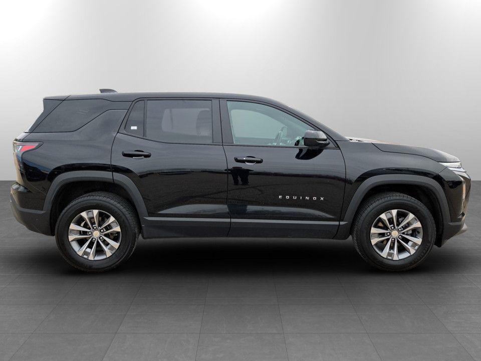 used 2025 Chevrolet Equinox car, priced at $25,637